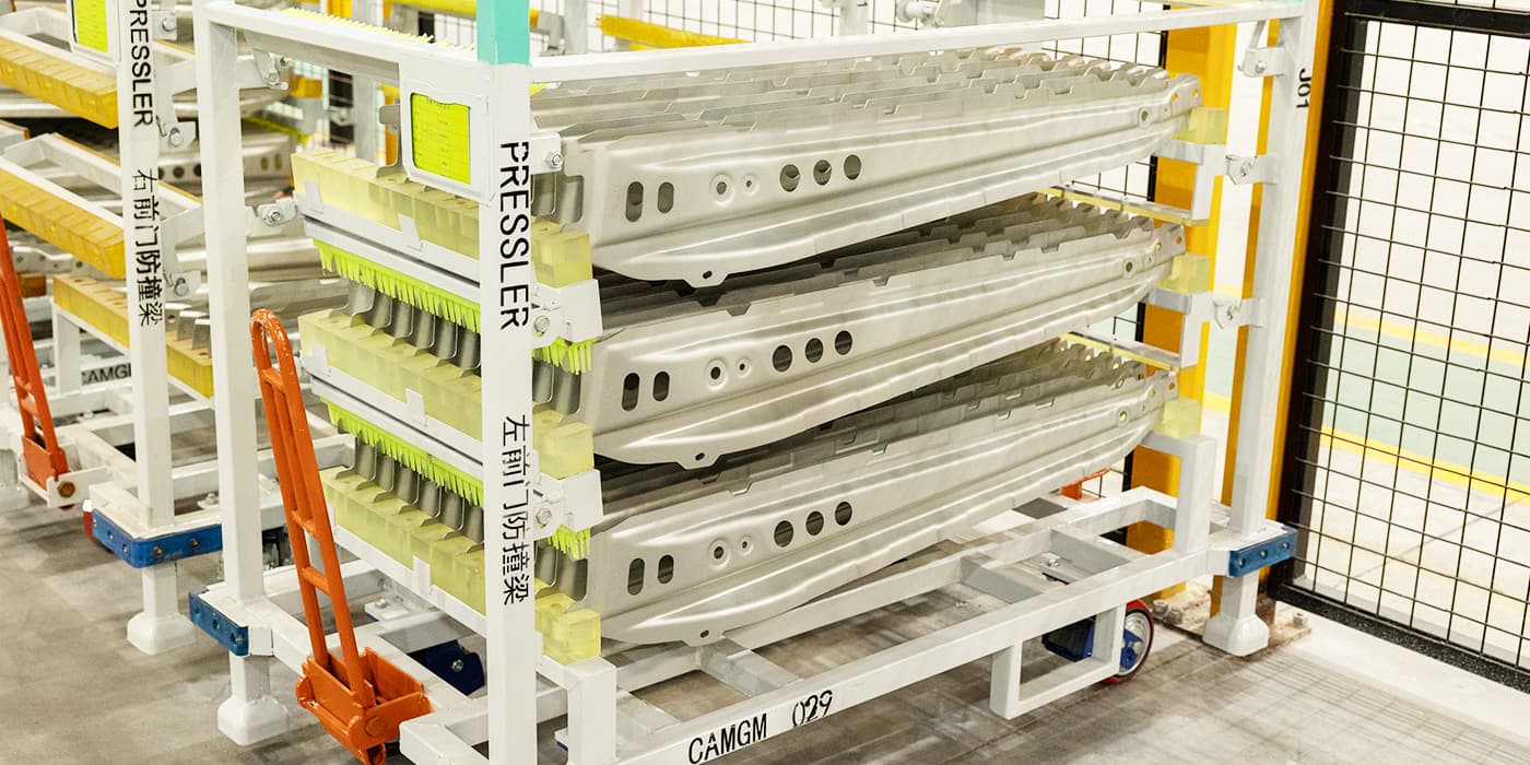 真空热成形电镀锌车身零件